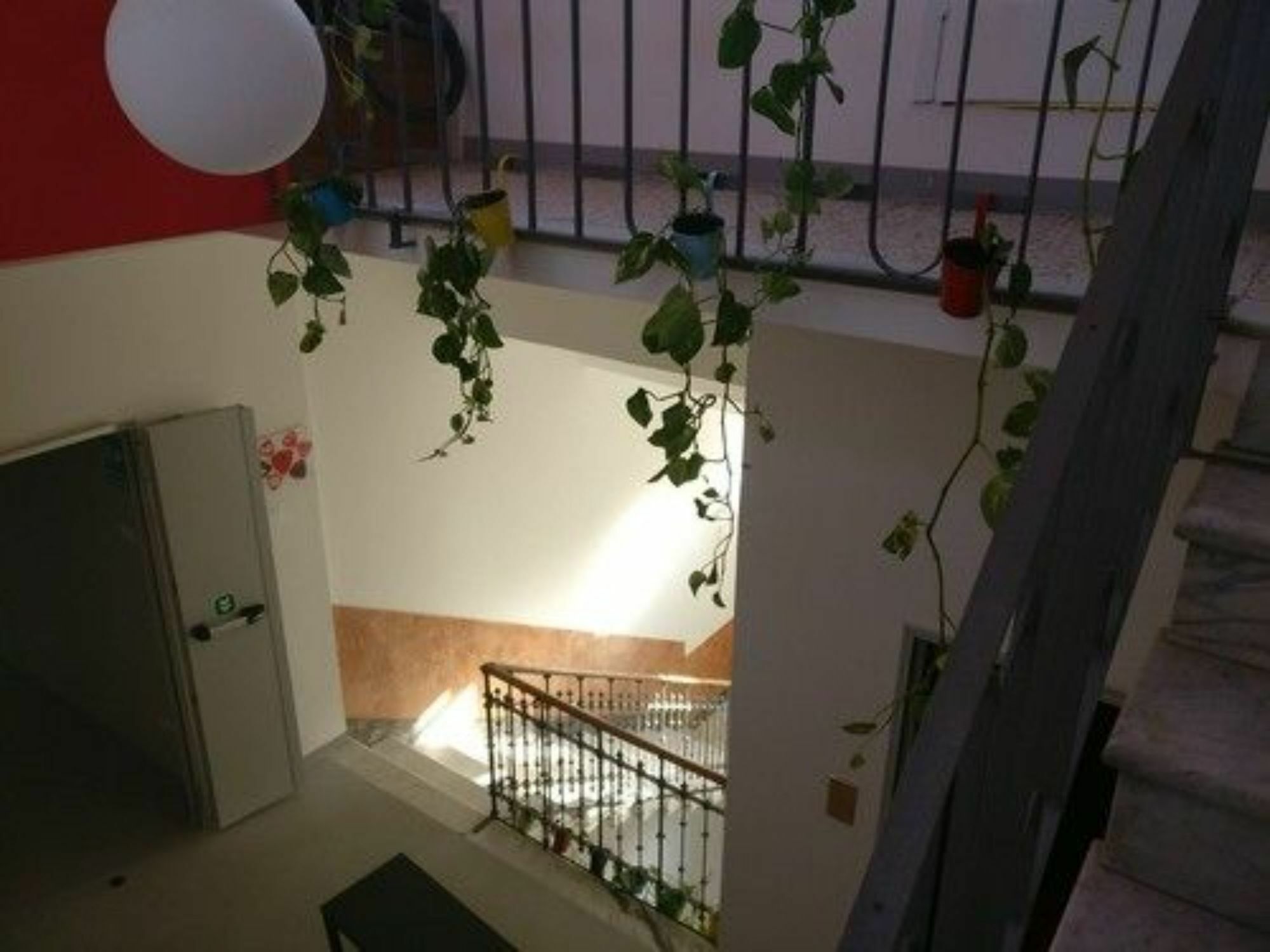 Babila Hostel Milano Ngoại thất bức ảnh